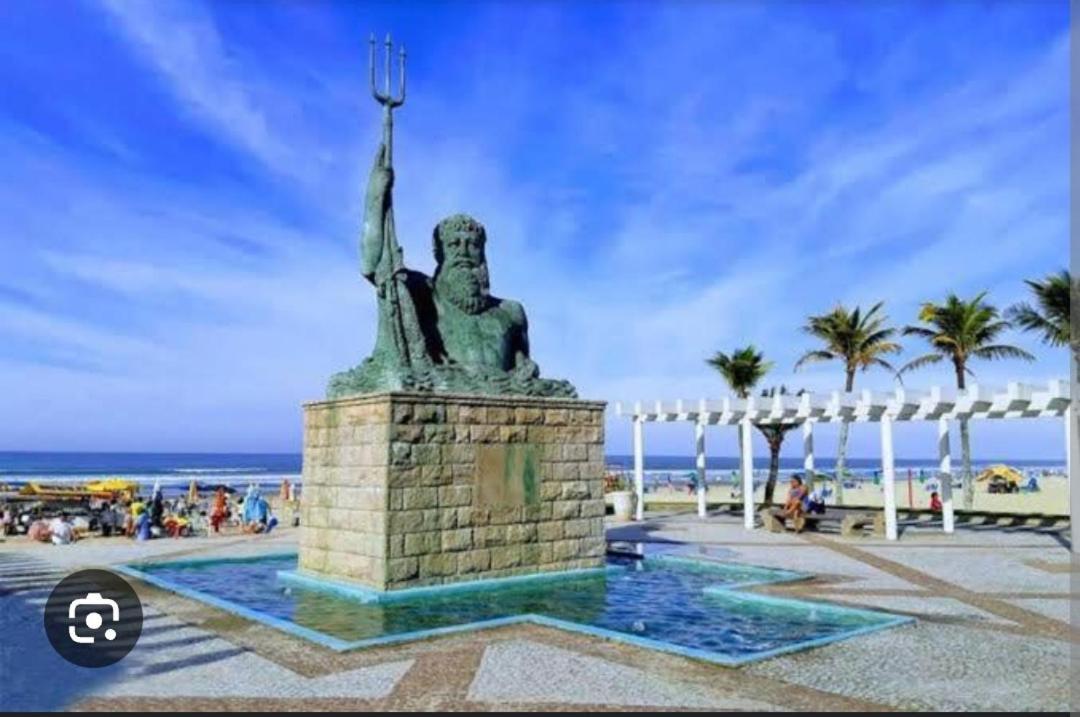 Ape Privilegiado No Centro Da Ocian E A 150M Da Praia E Feirinha, Com Wi-Fi E Garagem ! Praia Grande  Ngoại thất bức ảnh